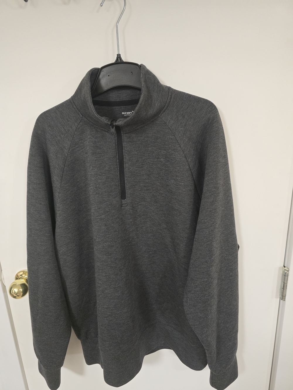 Old Navy Men's Dark Gray Half-Zip Pullover Sweater